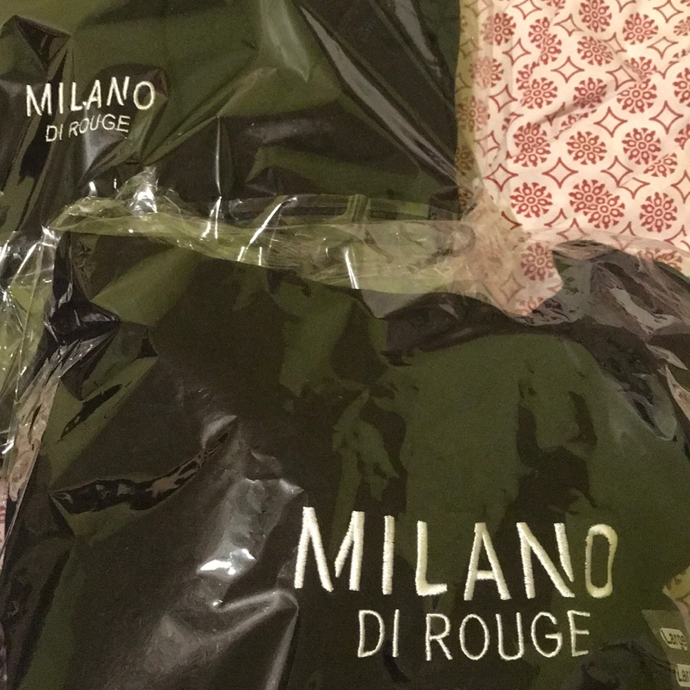 Milano Di Rouge Sweat Suit